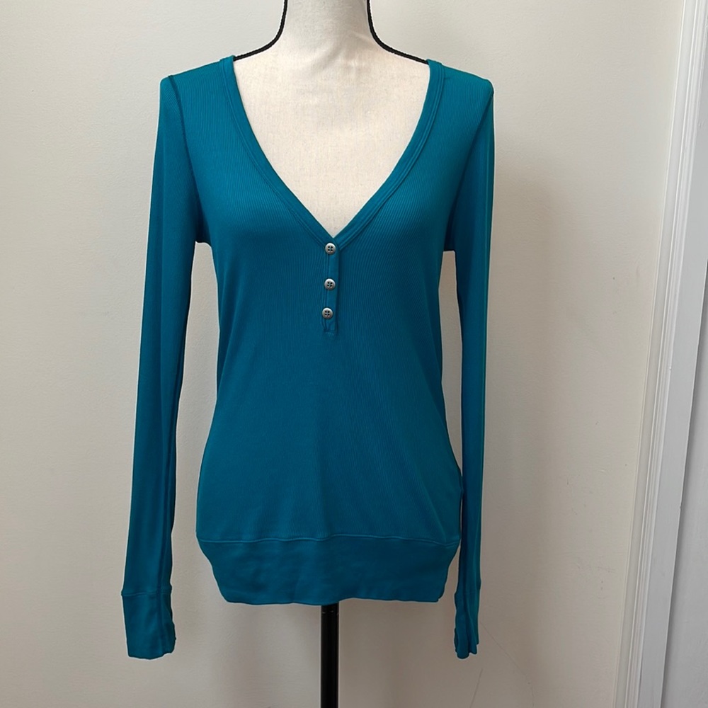 Three Dots Long Sleeve Ribbed Tee Shirt